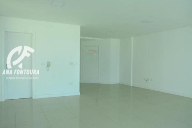 Imagem Apartamento com 4 Quartos à Venda, 140 m² em Pioneiros - Balneário Camboriú Imagem Apartamento com 4 Quartos à Venda, 140 m² em Pioneiros - Balneário Camboriú