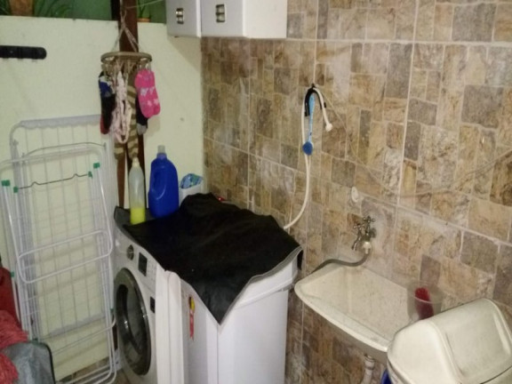 Imagem Imóvel com 2 Quartos à Venda,  em Vila Carmosina - São Paulo