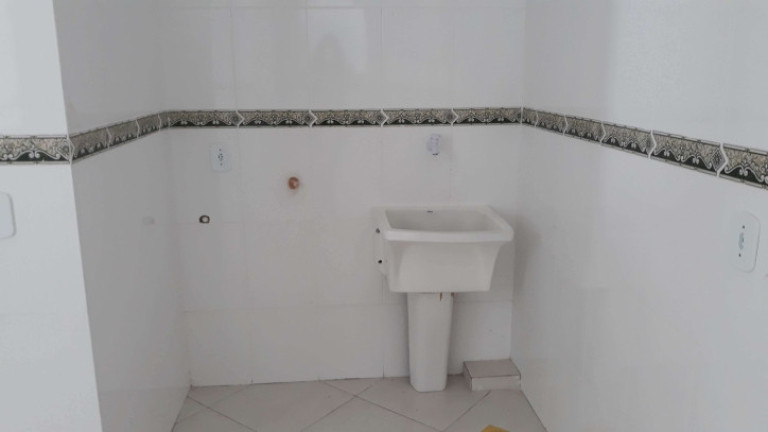 Imagem Apartamento com 2 Quartos à Venda, 96 m² em Foguete - Cabo Frio