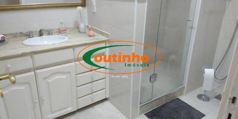 Imagem Apartamento com 3 Quartos à Venda, 106 m² em Maracanã - Rio De Janeiro