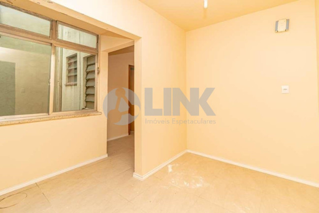 Imagem Apartamento com 2 Quartos à Venda, 78 m² em Santana - Porto Alegre Imagem Apartamento com 2 Quartos à Venda, 78 m² em Santana - Porto Alegre