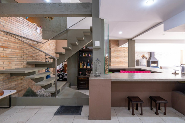 Imagem Casa com 4 Quartos à Venda, 387 m² em Vila Inah - São Paulo