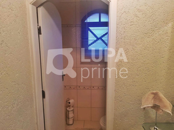 Imagem Casa com 3 Quartos à Venda, 320 m² em Vila Galvão - Guarulhos Imagem Casa com 3 Quartos à Venda, 320 m² em Vila Galvão - Guarulhos
