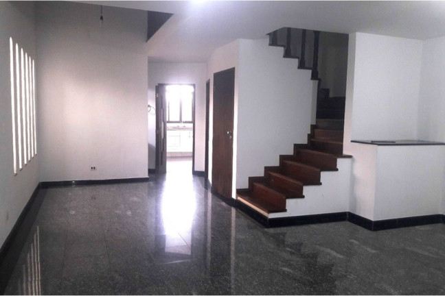 Imagem Casa com 3 Quartos à Venda, 248 m² em Vila Ivone - São Paulo Imagem Casa com 3 Quartos à Venda, 248 m² em Vila Ivone - São Paulo