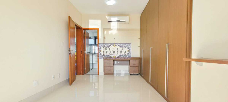 Imagem Imóvel com 5 Quartos à Venda, 650 m² em João Fernandes - Armação Dos Búzios