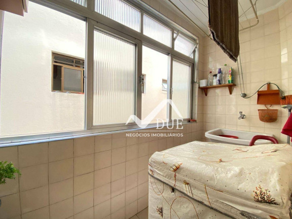 Imagem Apartamento com 2 Quartos à Venda, 65 m² em Marapé - Santos