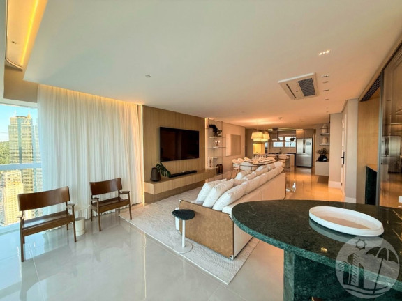 Imagem Apartamento com 4 Quartos à Venda, 196 m² em Centro - Balneário Camboriú