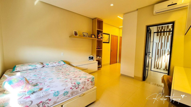 Imagem Casa de Condomínio com 4 Quartos à Venda, 414 m² em Jardins Itália - Goiânia