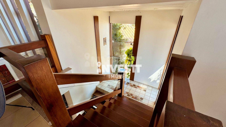 Imagem Sobrado com 5 Quartos à Venda, 460 m² em Alphaville Goiás - Goiânia Imagem Sobrado com 5 Quartos à Venda, 460 m² em Alphaville Goiás - Goiânia