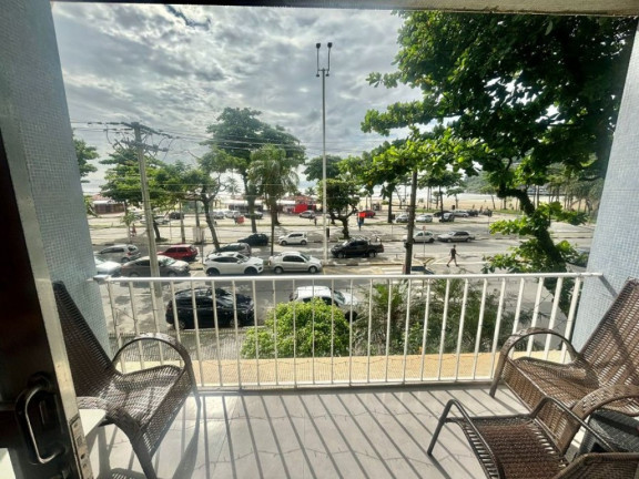 Apartamento com 3 Quartos à Venda,  em Gonzaguinha - São Vicente