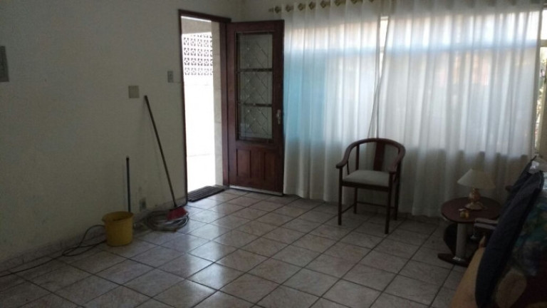 Imagem Sobrado com 3 Quartos à Venda, em Taboão - São Bernardo Do Campo Imagem Sobrado com 3 Quartos à Venda, em Taboão - São Bernardo Do Campo