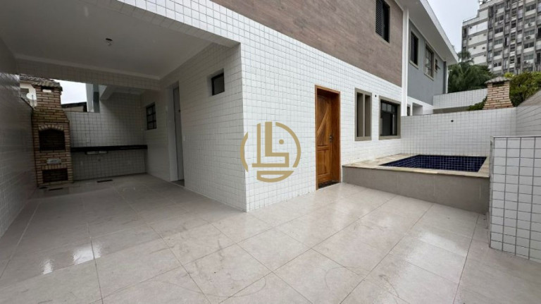 Casa com 3 Quartos à Venda, 140 m² em Vila Belmiro - Santos