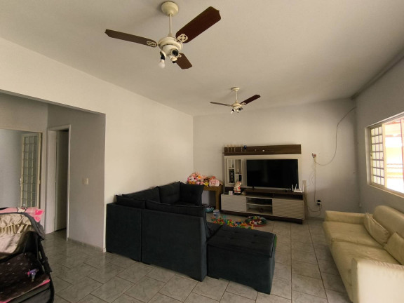 Imagem Chácara com 3 Quartos à Venda, 2.500 m² em Cercadinho - Alambari Imagem Chácara com 3 Quartos à Venda, 2.500 m² em Cercadinho - Alambari