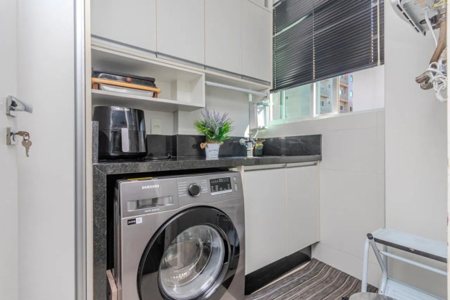 Imagem Apartamento com 3 Quartos à Venda, 116 m² em Meia Praia - Itapema