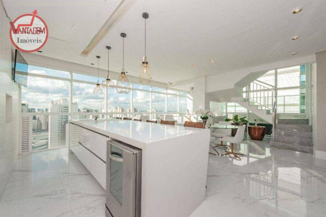 Imagem Cobertura com 3 Quartos à Venda, 330 m² em Vila Izabel - Curitiba