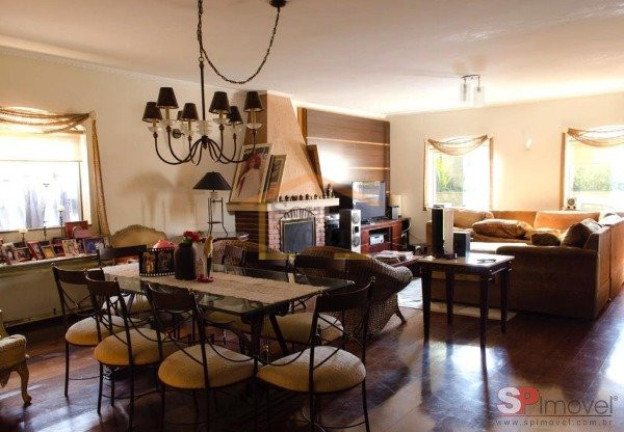 Casa com 3 Quartos à Venda, 210 m² em Vila Irmãos Arnoni - São Paulo