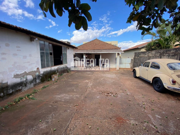 Imagem Casa com 3 Quartos à Venda, 447 m² em Fabrício - Uberaba Imagem Casa com 3 Quartos à Venda, 447 m² em Fabrício - Uberaba