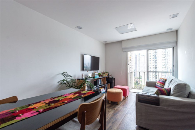 Imagem Apartamento com 2 Quartos à Venda, 70 m² em Vila Olímpia - São Paulo