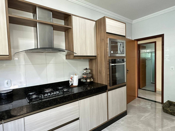 Imagem Casa com 3 Quartos à Venda, 315 m² em Ponte Dos Leites - Araruama