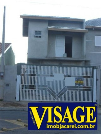 Casa com 3 Quartos à Venda,  em Vila Branca - Jacareí