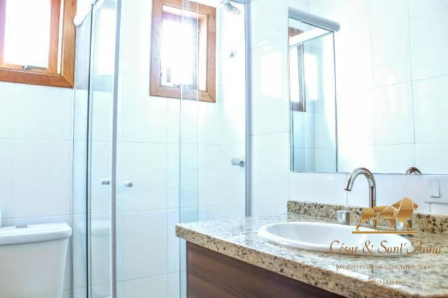 Imagem Casa com 4 Quartos à Venda, 185 m² em Recanto Das Araucárias - Campos Do Jordão