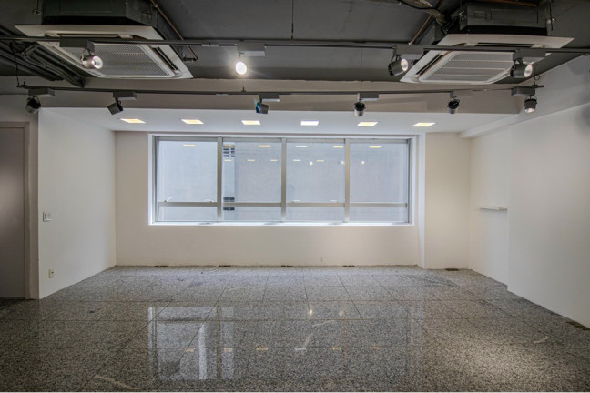 Sala Comercial à Venda, 52 m² em Perdizes - São Paulo