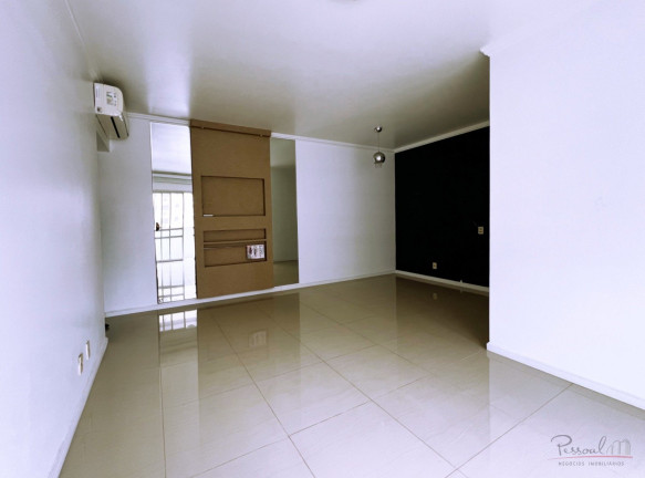 Imagem Apartamento com 3 Quartos à Venda, 121 m² em Centro - Florianópolis Imagem Apartamento com 3 Quartos à Venda, 121 m² em Centro - Florianópolis