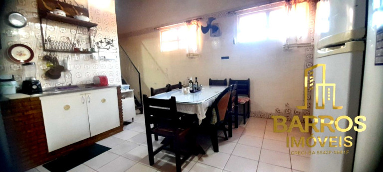 Imagem Casa com 4 Quartos à Venda, 240 m² em Engenho Velho Da Federação - Salvador Imagem Casa com 4 Quartos à Venda, 240 m² em Engenho Velho Da Federação - Salvador