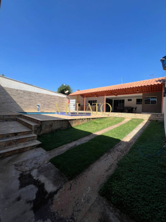 Imagem Casa com 2 Quartos à Venda, 137 m² em Boa Vista - Goiânia Imagem Casa com 2 Quartos à Venda, 137 m² em Boa Vista - Goiânia