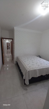 Imagem Casa com 3 Quartos à Venda, 131 m² em Parque Industrial - São José Dos Campos Imagem Casa com 3 Quartos à Venda, 131 m² em Parque Industrial - São José Dos Campos