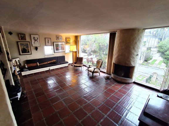 Imagem Casa com 3 Quartos à Venda, 220 m² em Jardim Marajoara - São Paulo