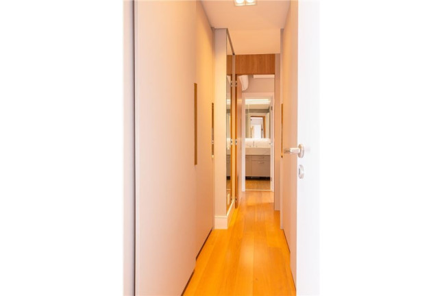 Imagem Apartamento com 3 Quartos à Venda, 131 m² em Mirandópolis - São Paulo