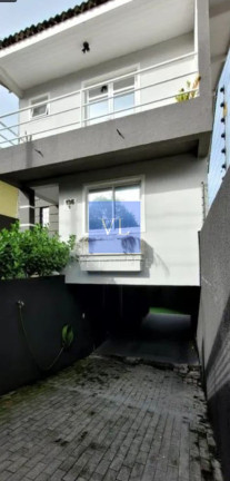 Imagem Casa com 3 Quartos à Venda, 141 m² em Santa Cândida - Curitiba Imagem Casa com 3 Quartos à Venda, 141 m² em Santa Cândida - Curitiba