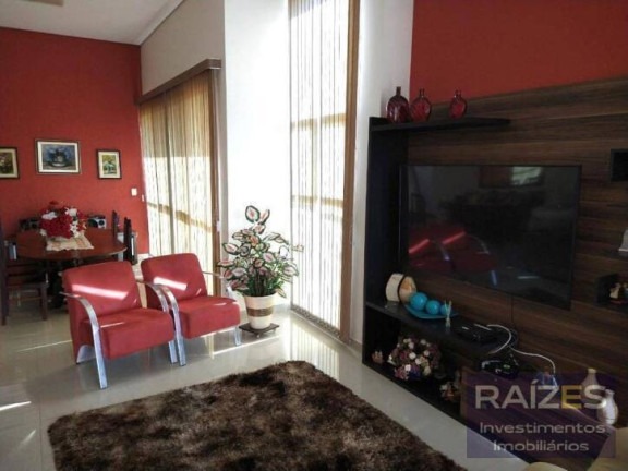 Imagem Casa de Condomínio com 3 Quartos à Venda, 175 m² em Lagos De Santa Helena - Bragança Paulista