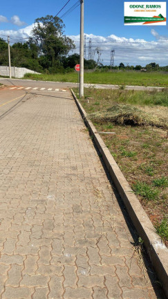 Terreno à Venda, 300 m² em Nova Santa Rita