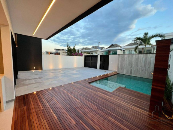 Imagem Casa de Condomínio com 6 Quartos à Venda, 400 m² em Recreio Dos Bandeirantes - Rio De Janeiro Imagem Casa de Condomínio com 6 Quartos à Venda, 400 m² em Recreio Dos Bandeirantes - Rio De Janeiro