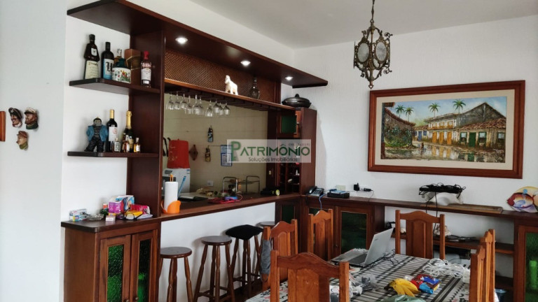 Imagem Casa com 3 Quartos à Venda, 290 m² em Centro - Ubatuba Imagem Casa com 3 Quartos à Venda, 290 m² em Centro - Ubatuba