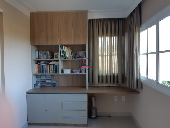 Imagem Casa com 4 Quartos para Alugar ou Temporada, 297 m² em Pium (distrito Litoral) - Parnamirim
