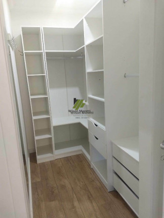 Imagem Casa com 4 Quartos à Venda, 250 m²