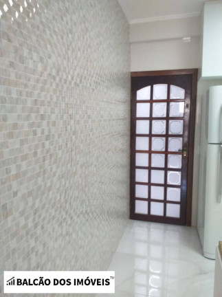 Imagem Casa com 4 Quartos à Venda, 240 m² em São Paulo Imagem Casa com 4 Quartos à Venda, 240 m² em São Paulo