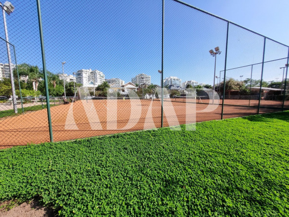 Imagem Casa com 5 Quartos à Venda, 300 m² em Barra Da Tijuca - Rio De Janeiro Imagem Casa com 5 Quartos à Venda, 300 m² em Barra Da Tijuca - Rio De Janeiro