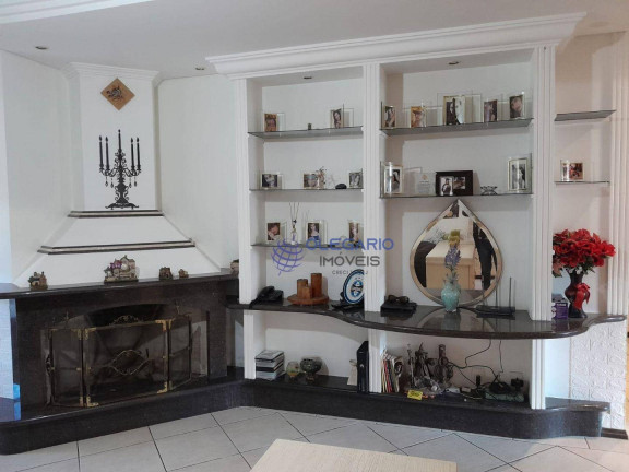 Imagem Casa com 3 Quartos à Venda, 196 m² em Centro - Penha Imagem Casa com 3 Quartos à Venda, 196 m² em Centro - Penha