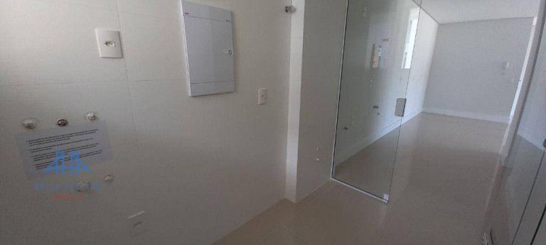 Imagem Apartamento com 3 Quartos à Venda, 123 m² em Agronômica - Florianópolis Imagem Apartamento com 3 Quartos à Venda, 123 m² em Agronômica - Florianópolis
