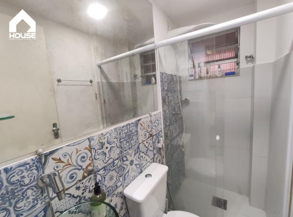 Imagem Apartamento com 2 Quartos à Venda, 70 m² em Centro - Guarapari