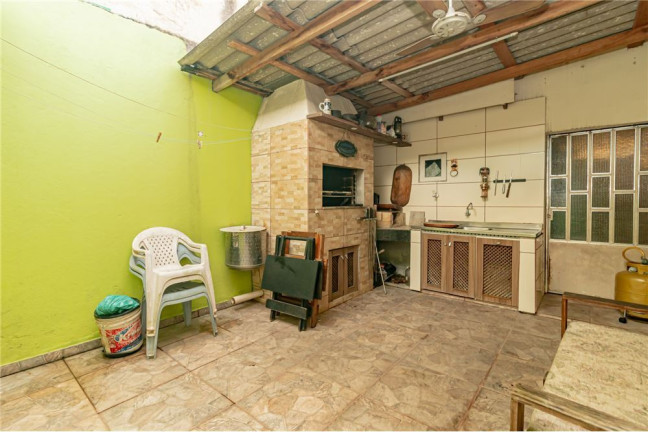 Imagem Casa com 3 Quartos à Venda, 119 m² em Azenha - Porto Alegre