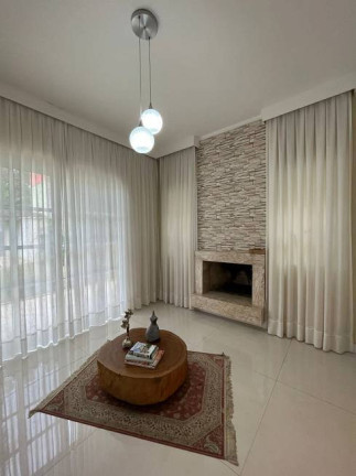 Imagem Casa com 4 Quartos à Venda, 320 m² em Pousada Dos Bandeirantes - Carapicuíba Imagem Casa com 4 Quartos à Venda, 320 m² em Pousada Dos Bandeirantes - Carapicuíba