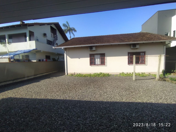 Imagem Casa com 3 Quartos à Venda, 190 m² em Boa Vista - Joinville