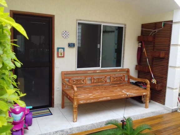 Imagem Casa com 2 Quartos à Venda, 84 m² em Palmeiras - Cabo Frio