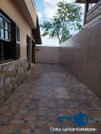 Casa com 3 Quartos à Venda,  em Goitacazes - Campos Dos Goytacazes