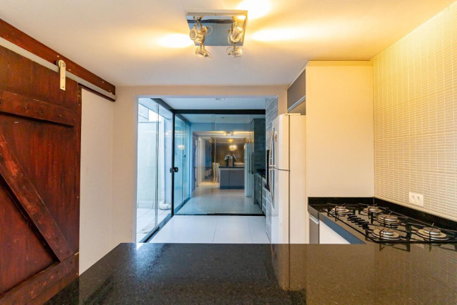 Imagem Casa com 3 Quartos à Venda, 135 m² em Jardim Das Américas - Curitiba Imagem Casa com 3 Quartos à Venda, 135 m² em Jardim Das Américas - Curitiba